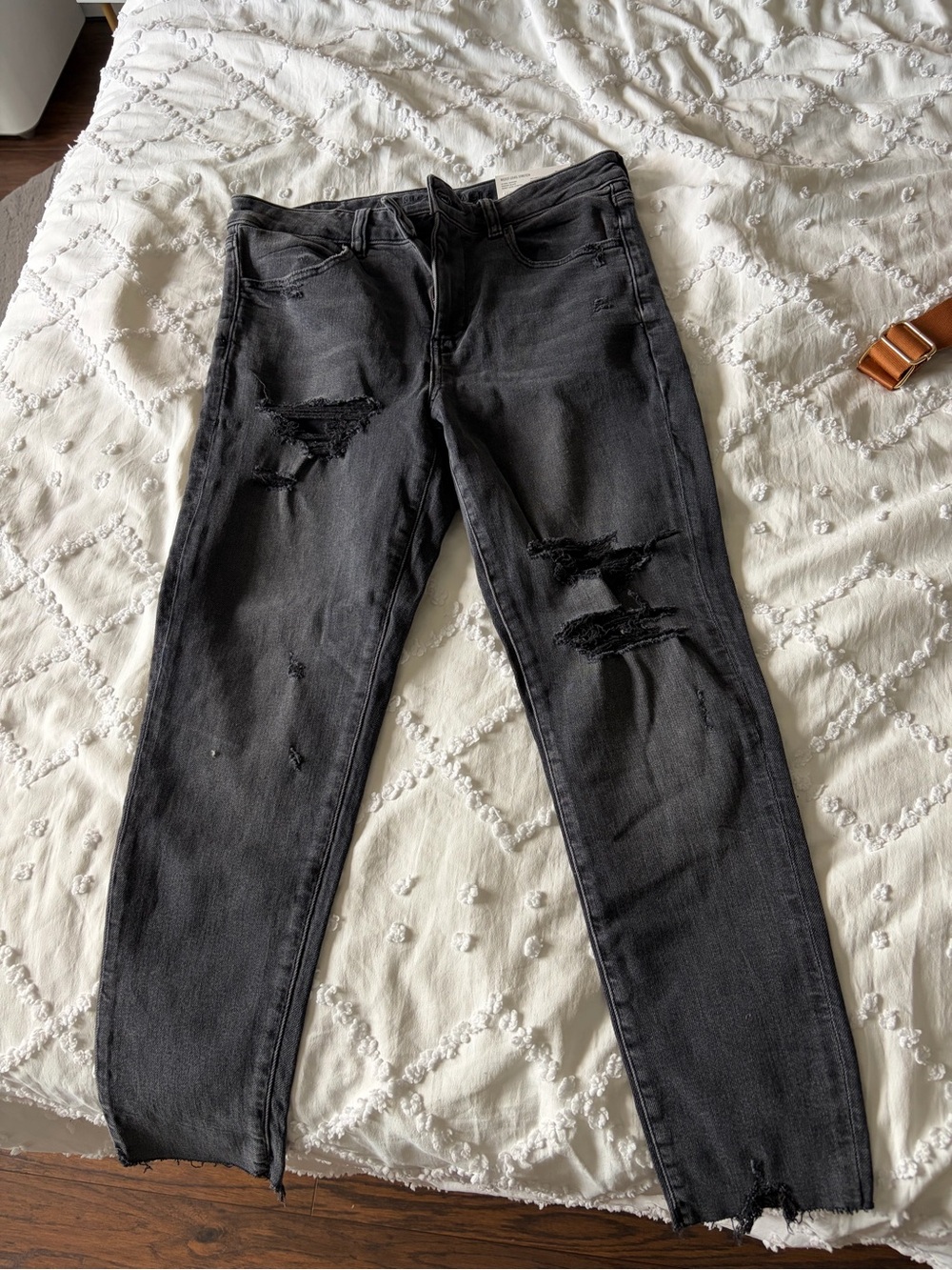 New American Eagle Outfitters Black Distressed Jeggings Size 12 Short